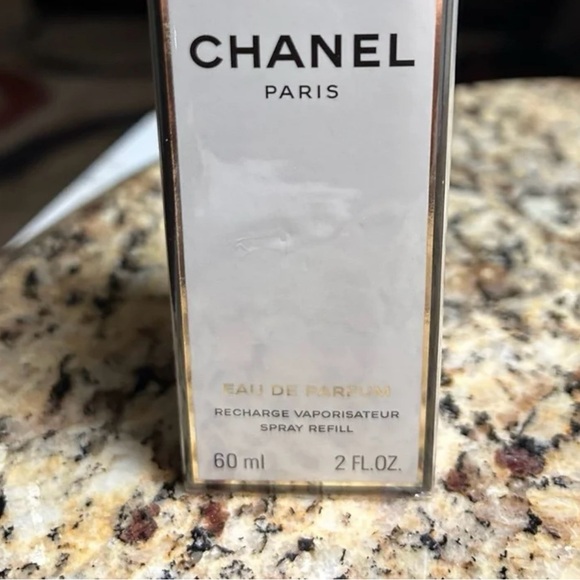 Chanel N°5 EDP Recharge Spray Refill~2.0 Oz. (New W/ Box & Sealed) - Picture 2 of 10